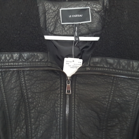 Le chateau jacket. Nwt - Picture 5 of 12